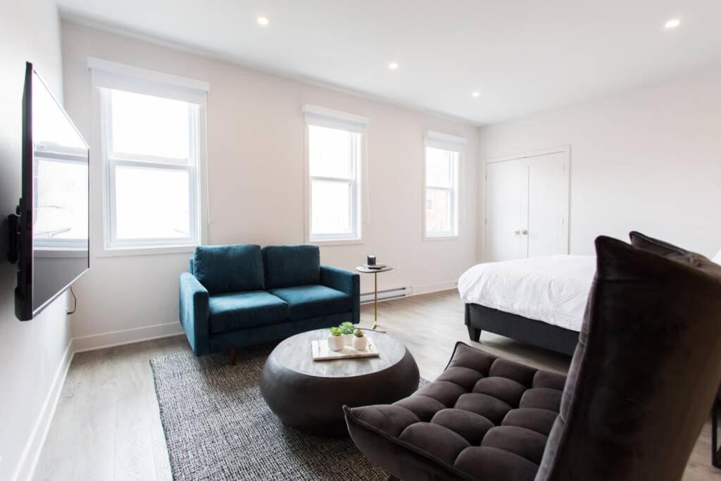 Live Like A Local In This Superb Loft By Den Stays Montreal Exterior photo